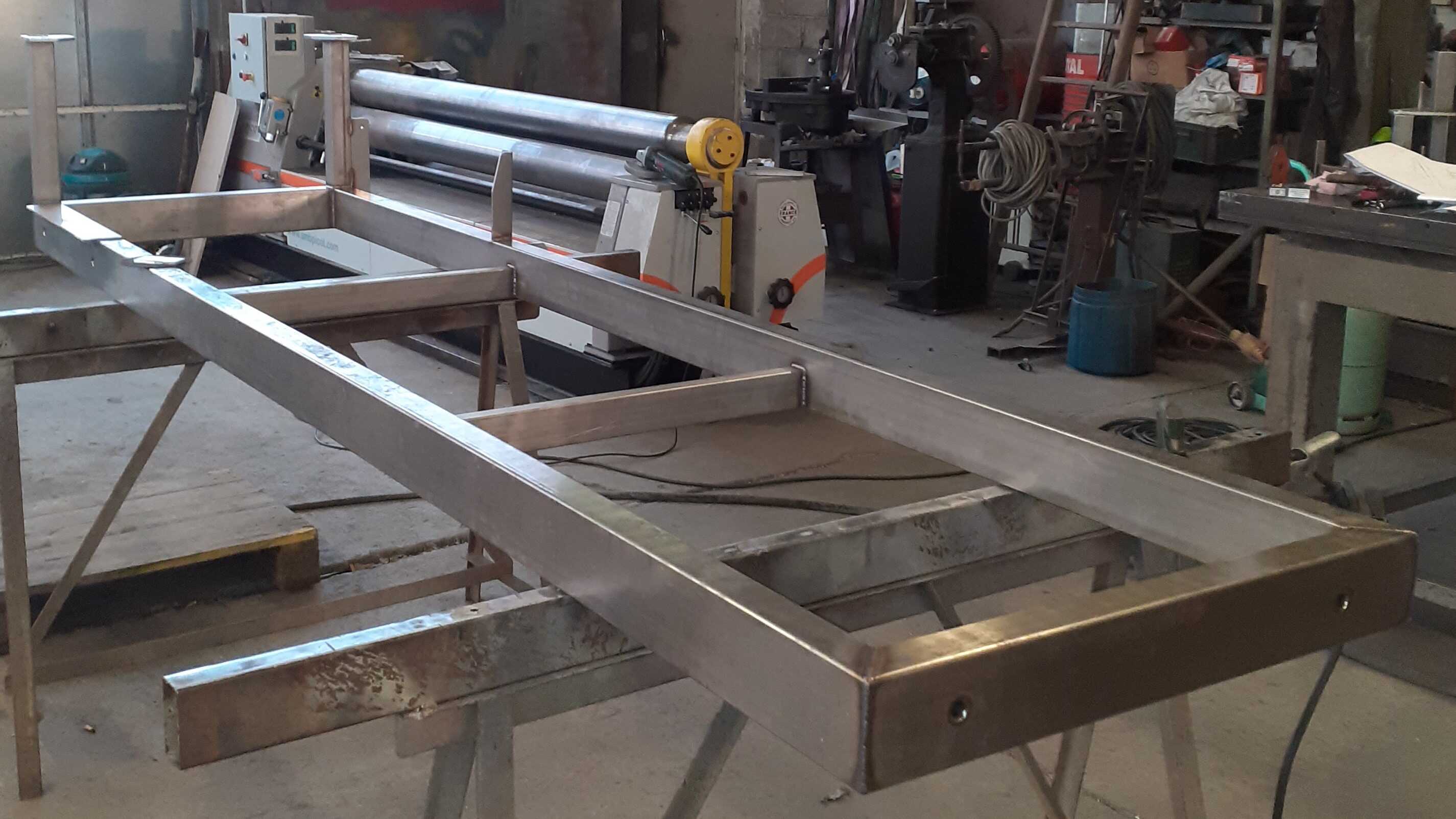 SERRURERIE/PLATEFORME INOX/20230307_075943.jpg